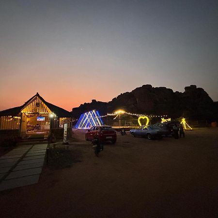 Murali Guesthouse Hampi Zewnętrze zdjęcie
